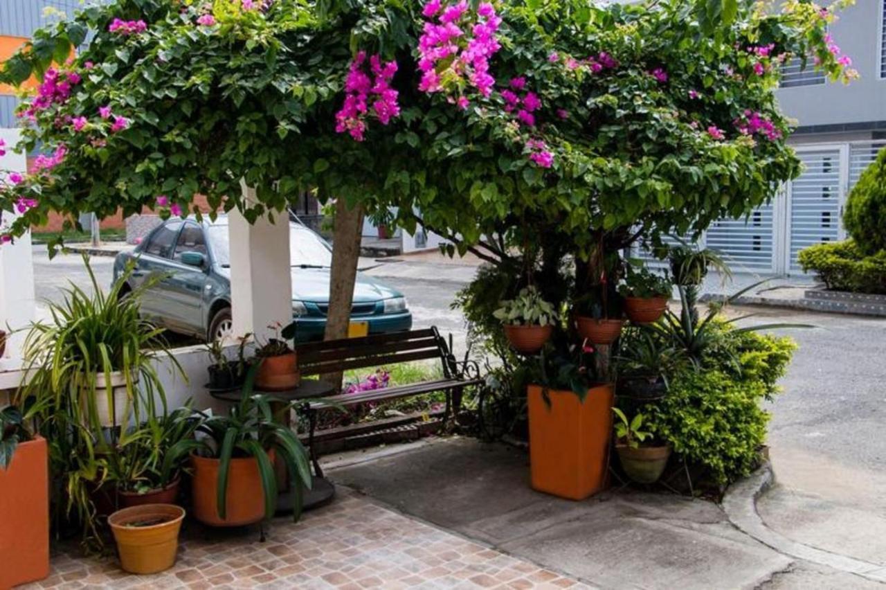 Hotel Hospedaje Caney "Descanso & Tradicion" Ayenda 1422 Cali Exterior photo
